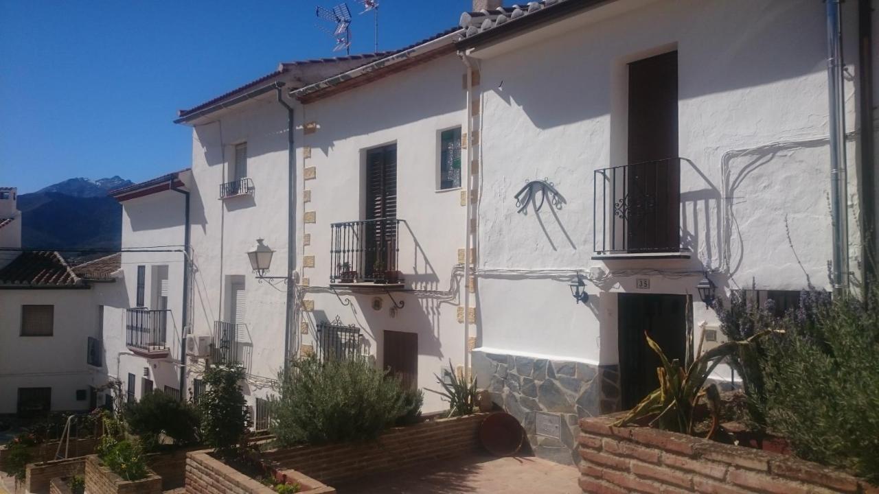 Casa Rural Torrecilla, 1919 Yunquera Exteriör bild